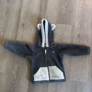Patagonia Gray and Cream Fleece Jacket